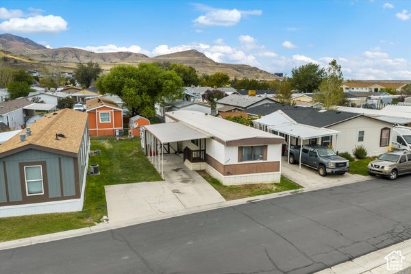 3704 S 3704 S DEER VALLEY DR, MAGNA, UT 84044 - Image ffd7c7dbdfd140d493a3754201aeda30/3960649868