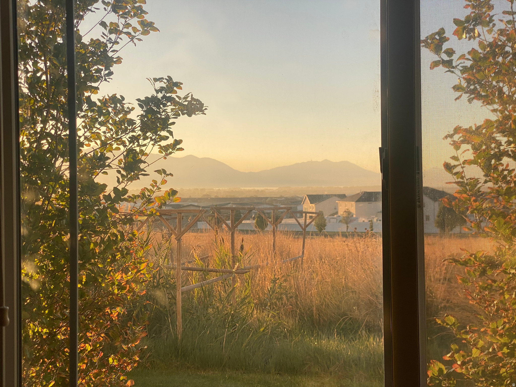 HILLCREST - Residential