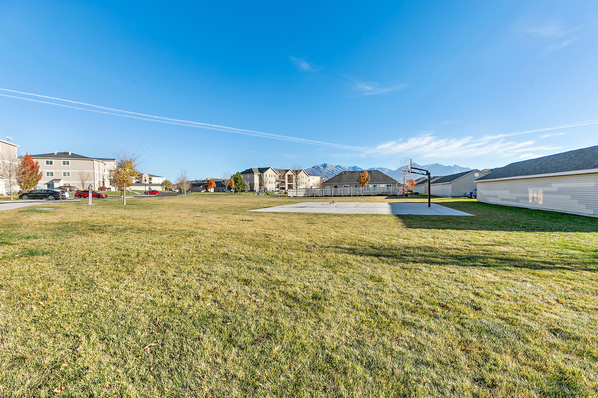 HILLCREST - Residential