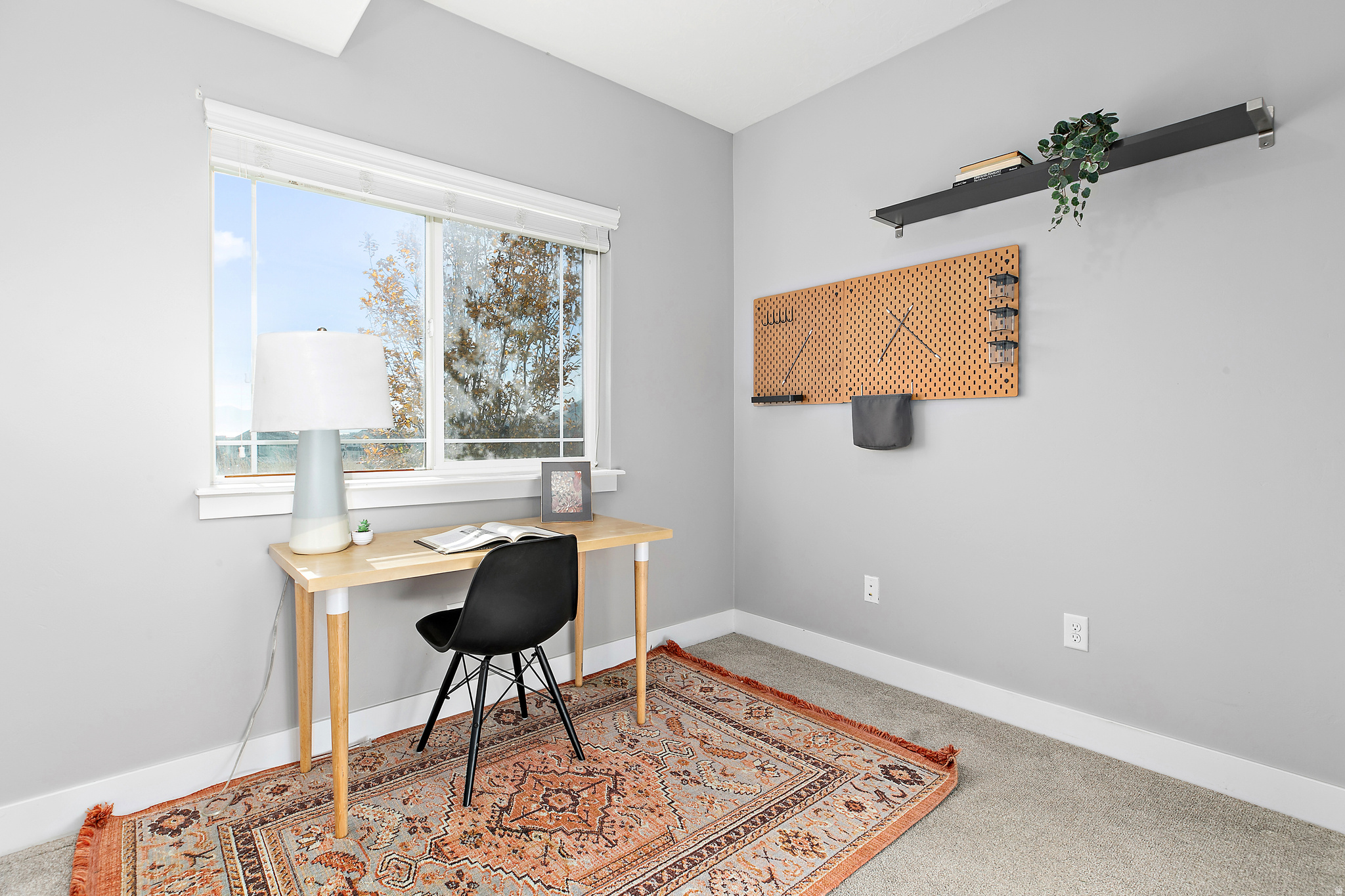 HILLCREST - Residential