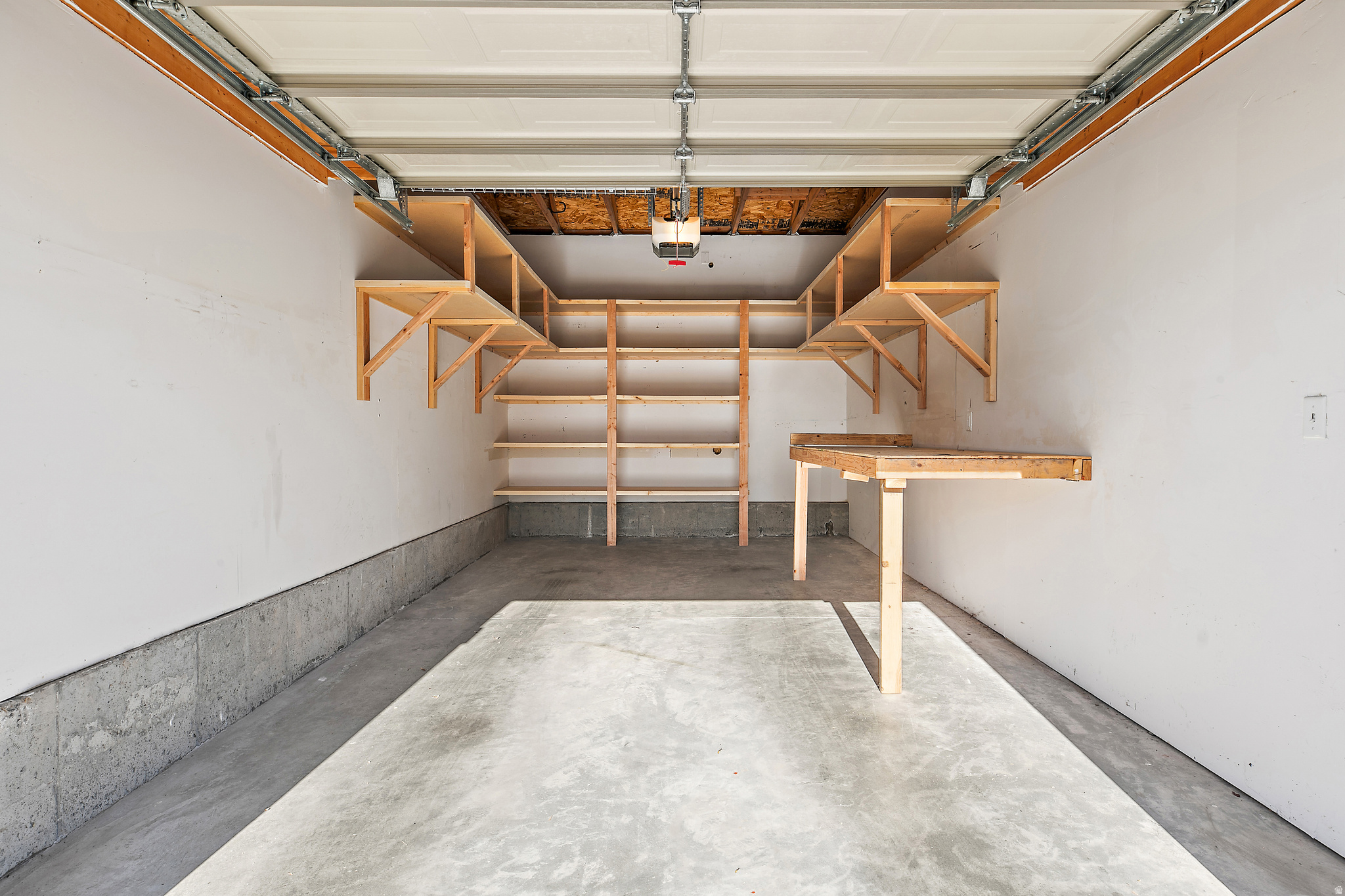 HILLCREST - Residential