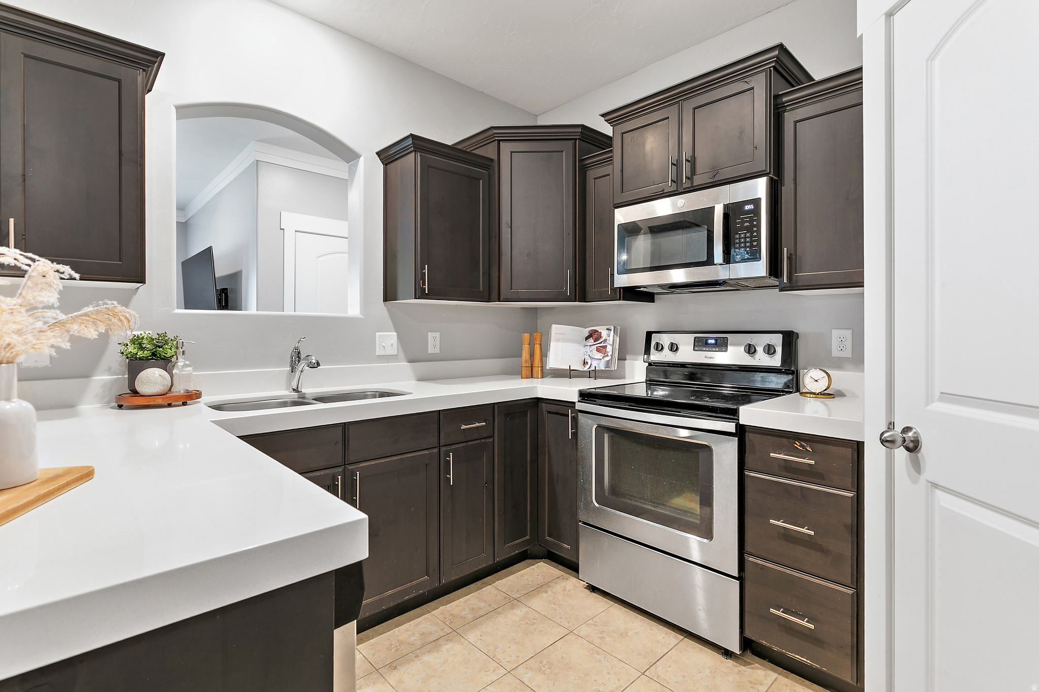 HILLCREST - Residential