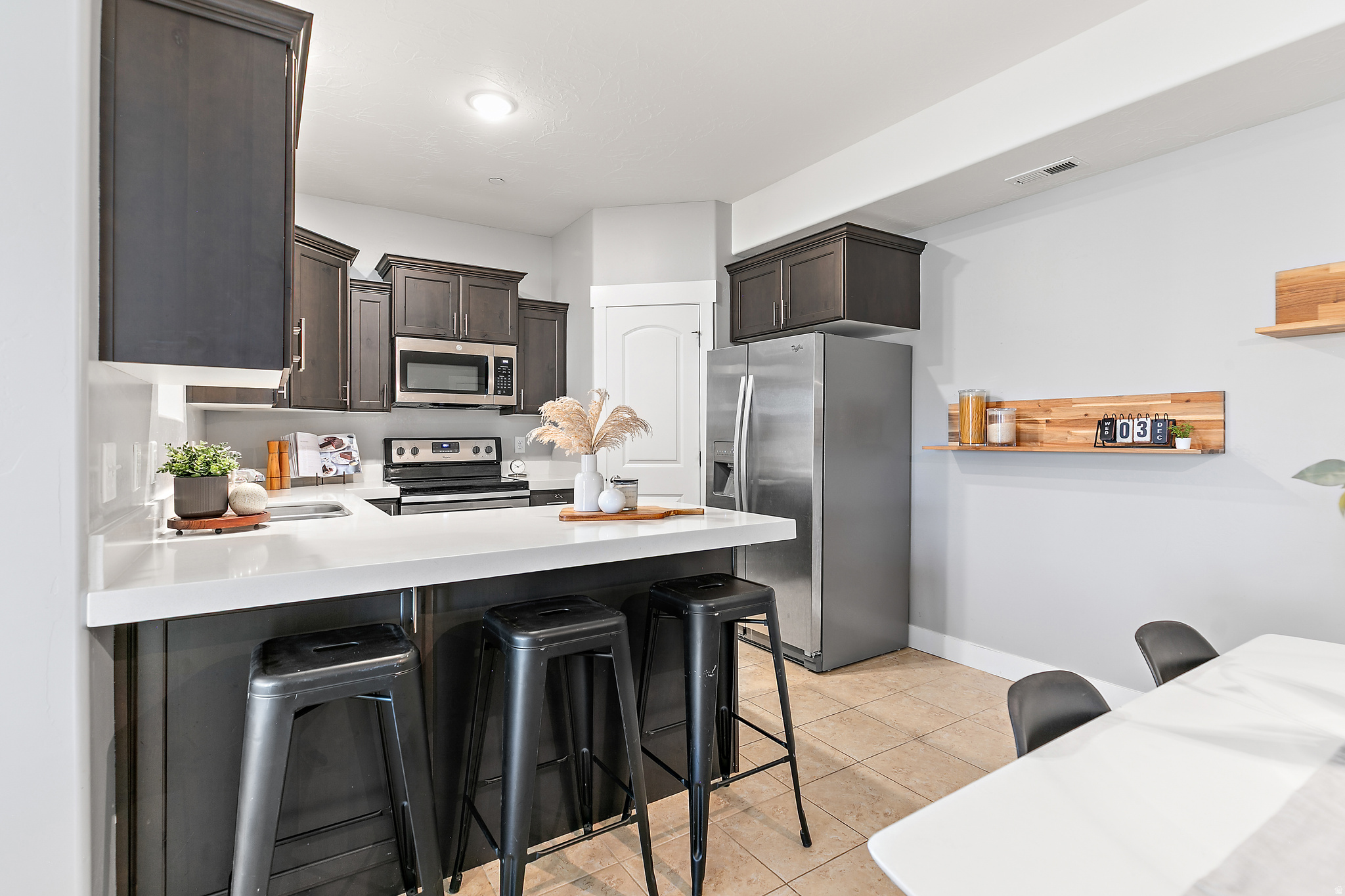 HILLCREST - Residential