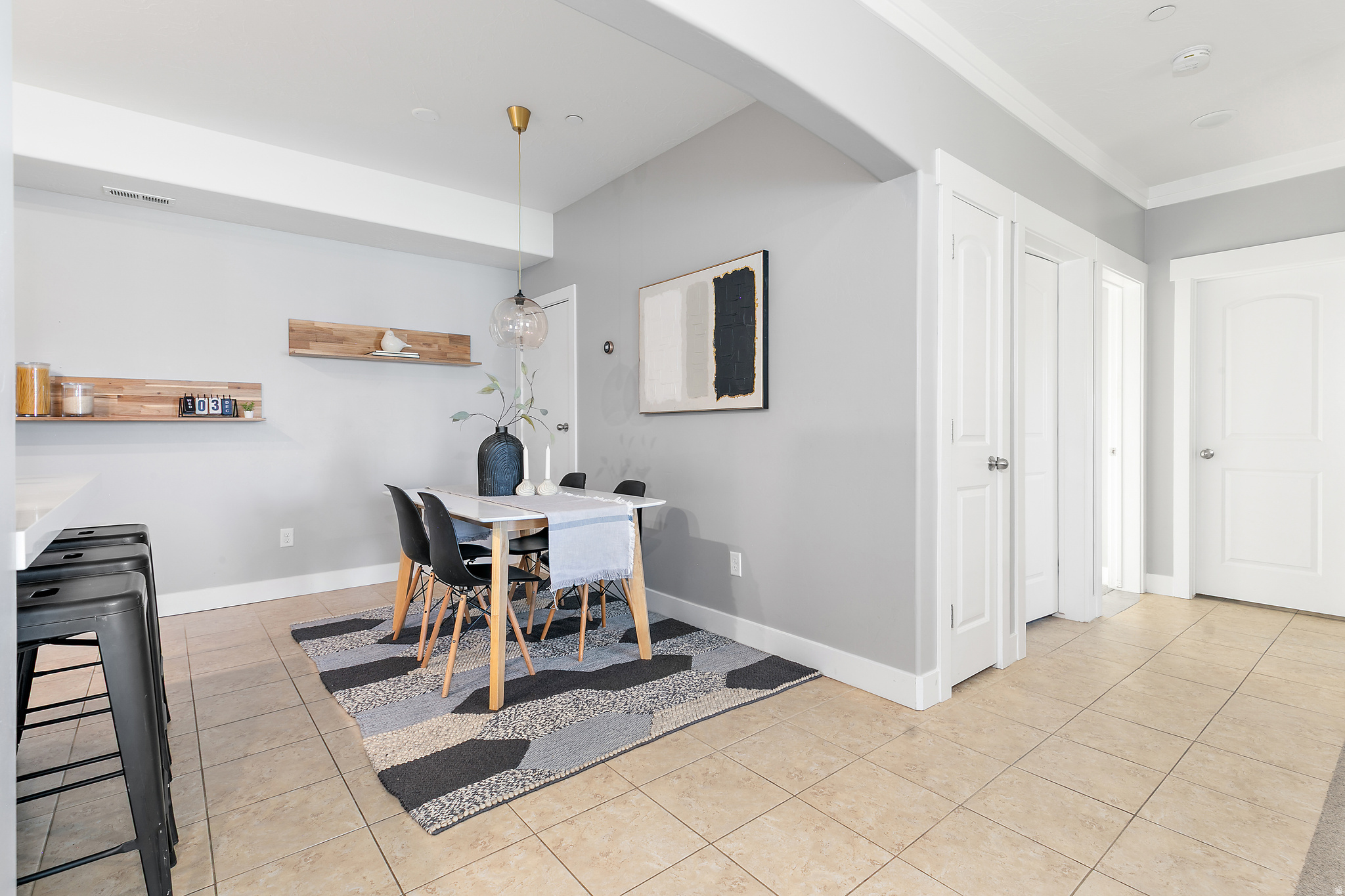 HILLCREST - Residential