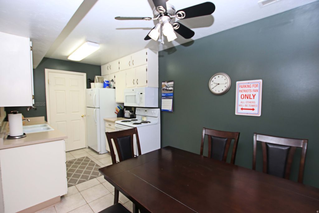 Photo of 4114 S OAK MEADOWS DR W #20, Salt Lake City, UT 84123 (MLS # 2147262)