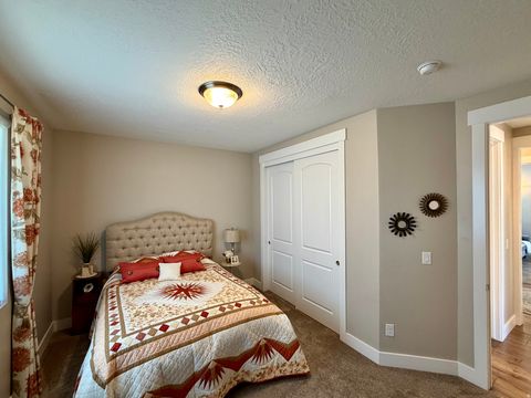 Tiny photo for 826 S 875 E, Pleasant Grove, UT 84062 (MLS # 2151528)