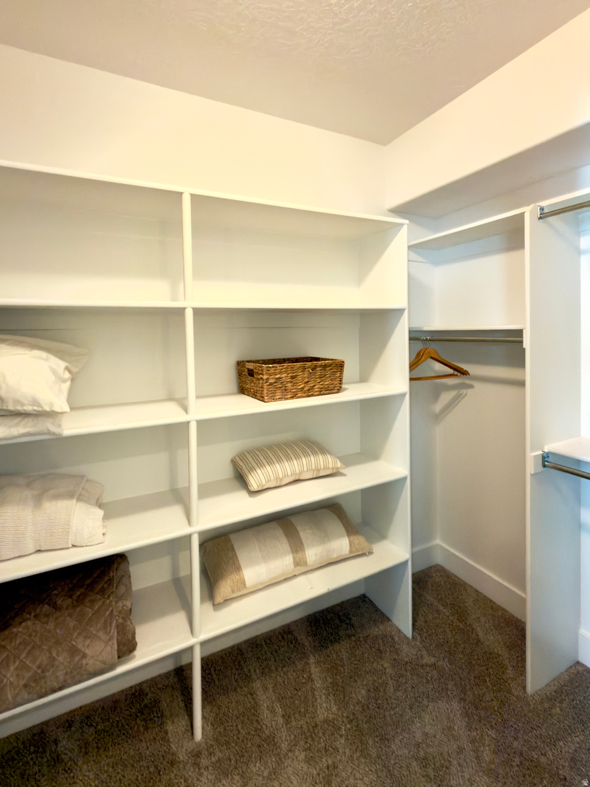 AVALON HILLS 128 - Residential