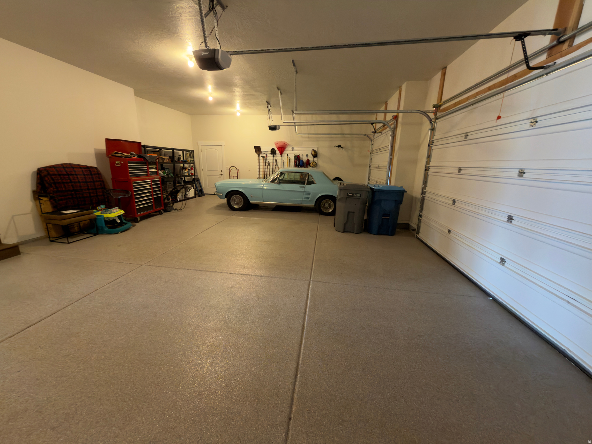 AVALON HILLS 128 - Residential