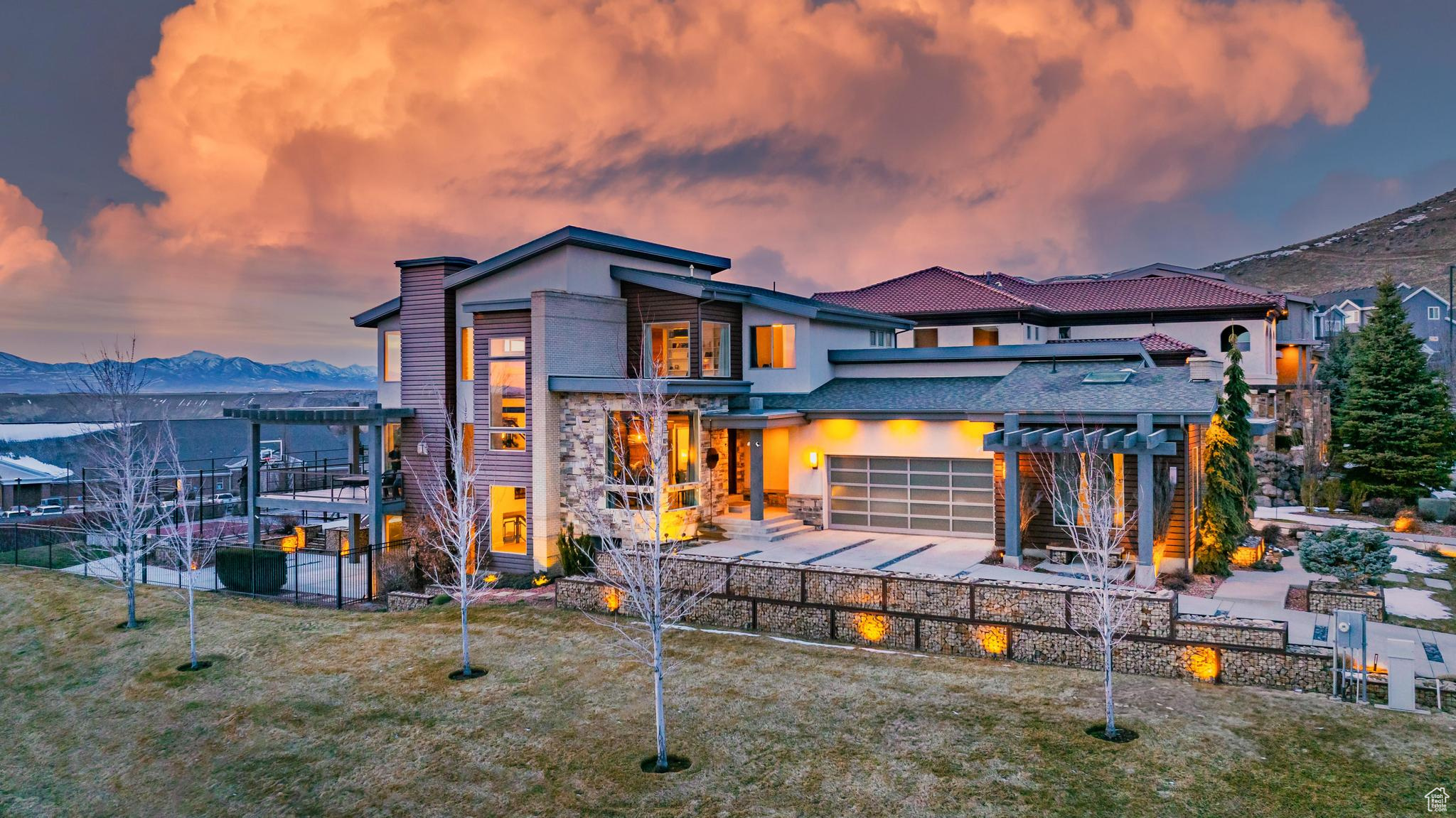 4601 N Toscana Hills Dr, Lehi, Utah image 2