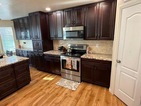 Tiny photo for 1428 S 730 W, Payson, UT 84651 (MLS # 2148826)