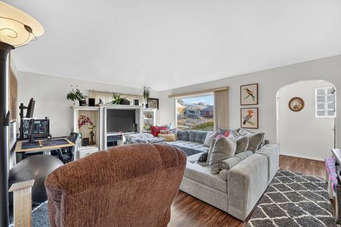 Tiny photo for 2829 E 2880 S, Salt Lake City, UT 84109 (MLS # 2131637)