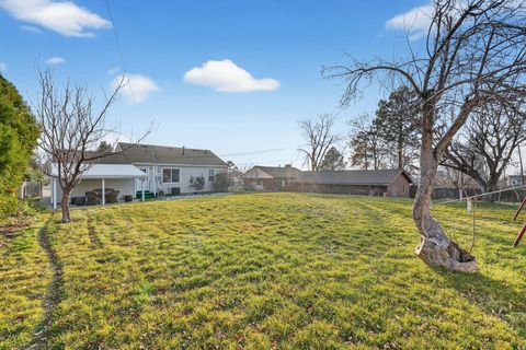 Tiny photo for 2829 E 2880 S, Salt Lake City, UT 84109 (MLS # 2131637)