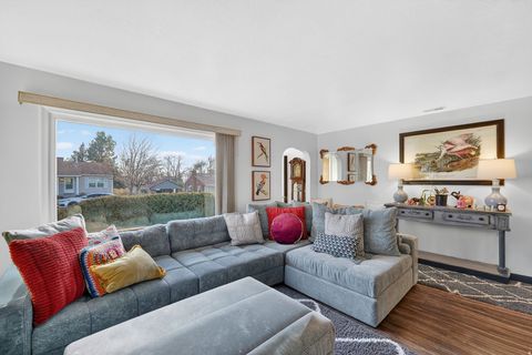 Tiny photo for 2829 E 2880 S, Salt Lake City, UT 84109 (MLS # 2131637)