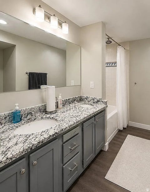 Tiny photo for 978 OAKWOOD DR, Bountiful, UT 84010 (MLS # 2184594)