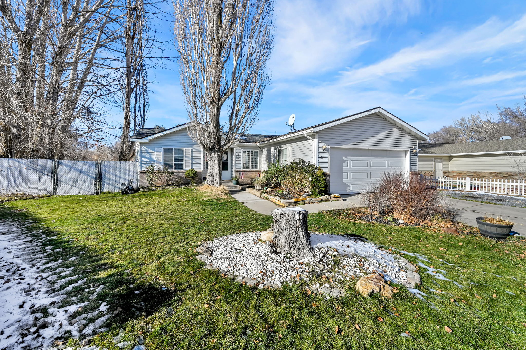 KYLEE KOVE - Residential