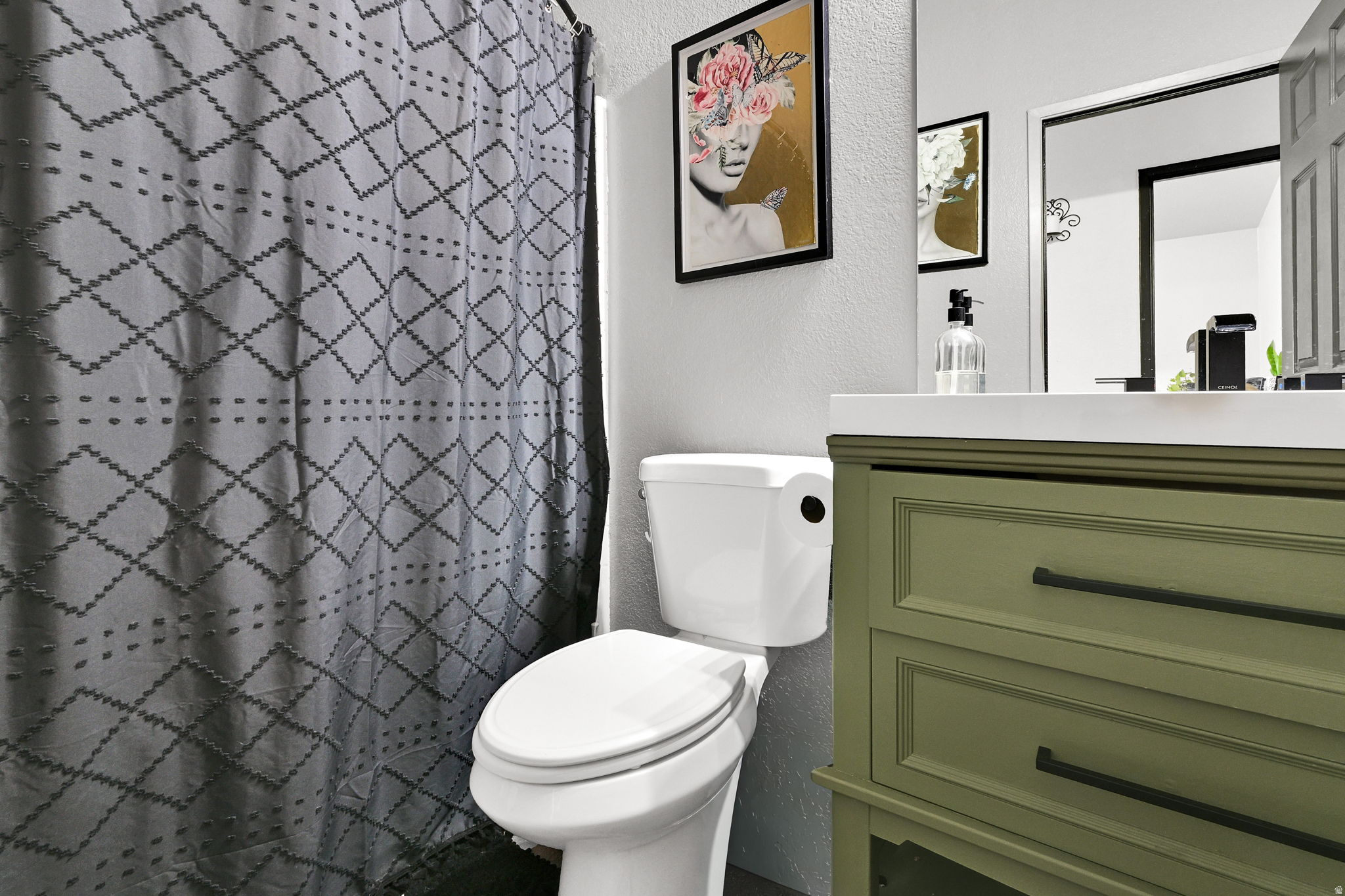 KYLEE KOVE - Residential