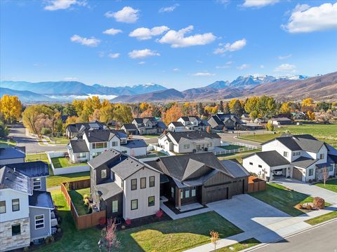 Tiny photo for 296 E 230 N, Midway, UT 84049 (MLS # 2125536)