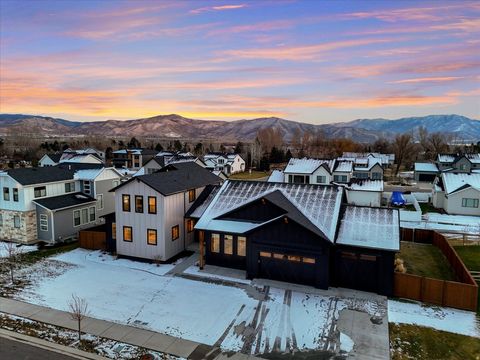Tiny photo for 296 E 230 N, Midway, UT 84049 (MLS # 2125536)