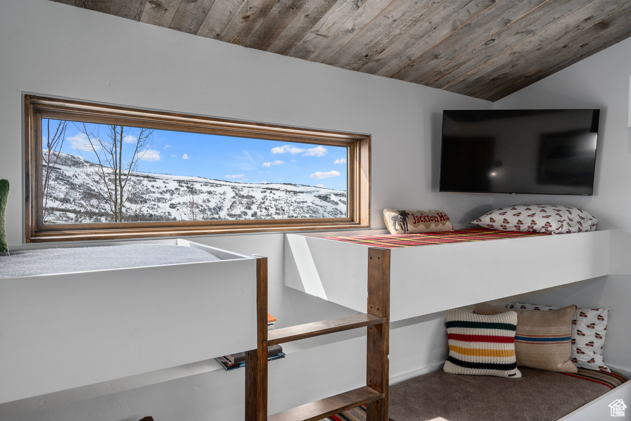 TIMBER LAKES - Residential