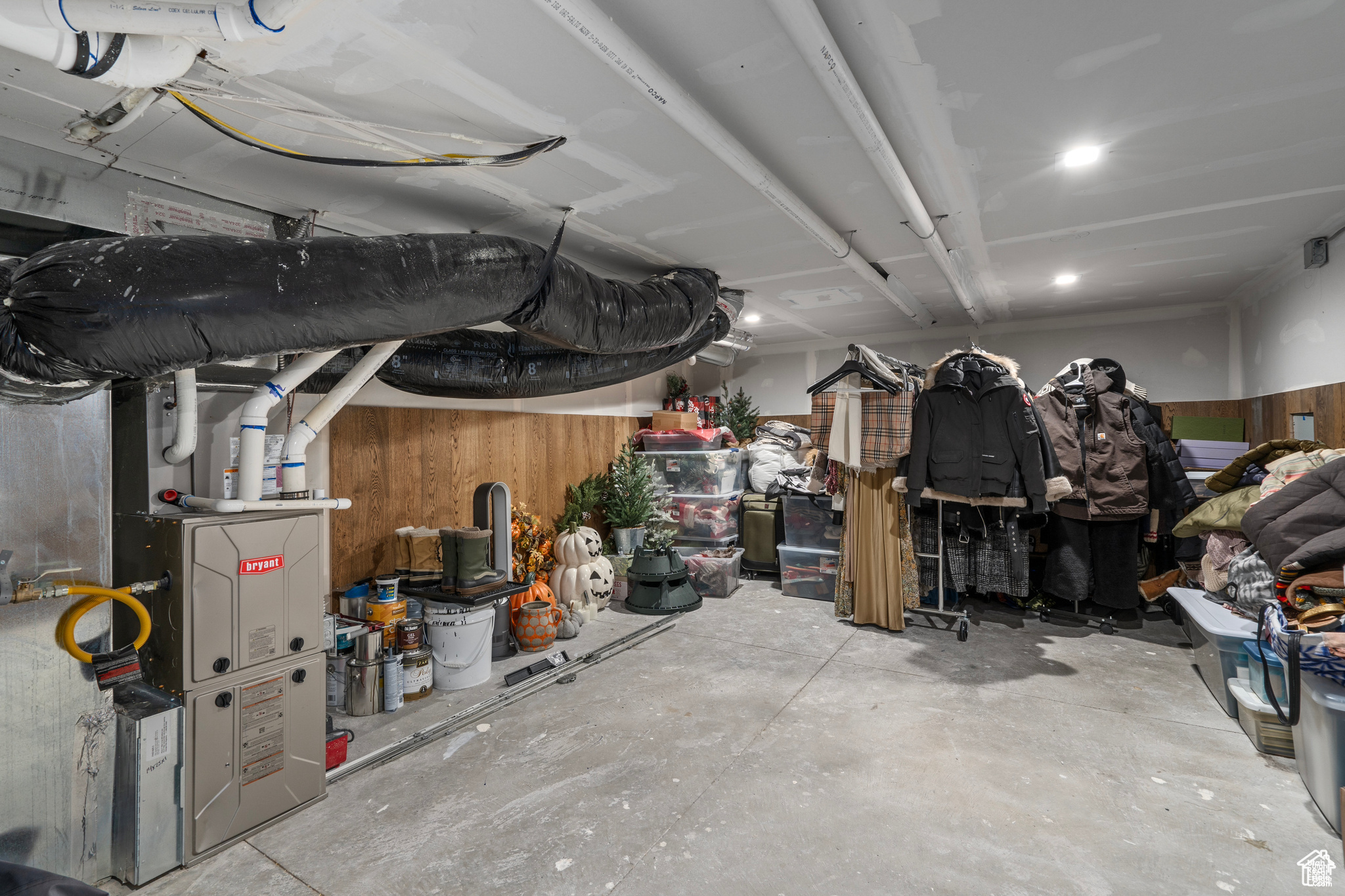 TIMBER LAKES - Residential