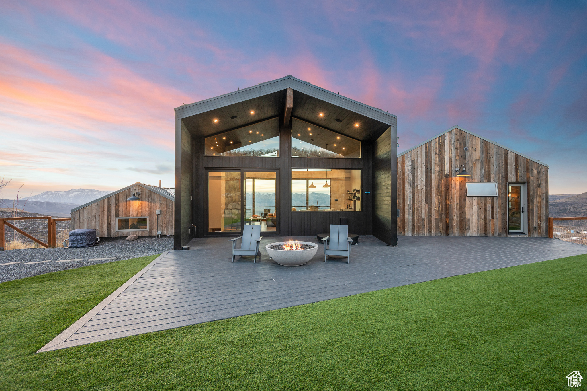 TIMBER LAKES - Residential