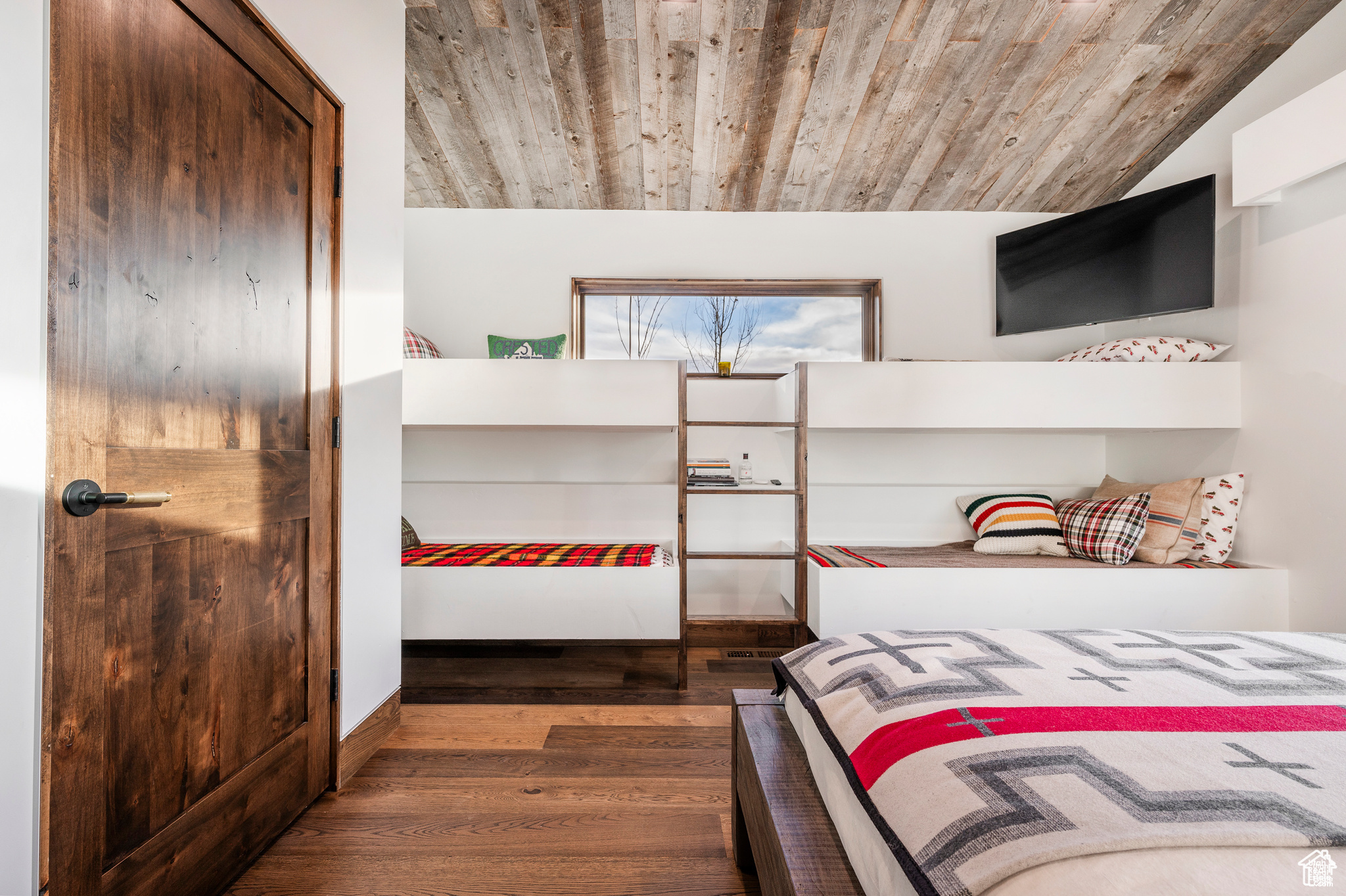 TIMBER LAKES - Residential