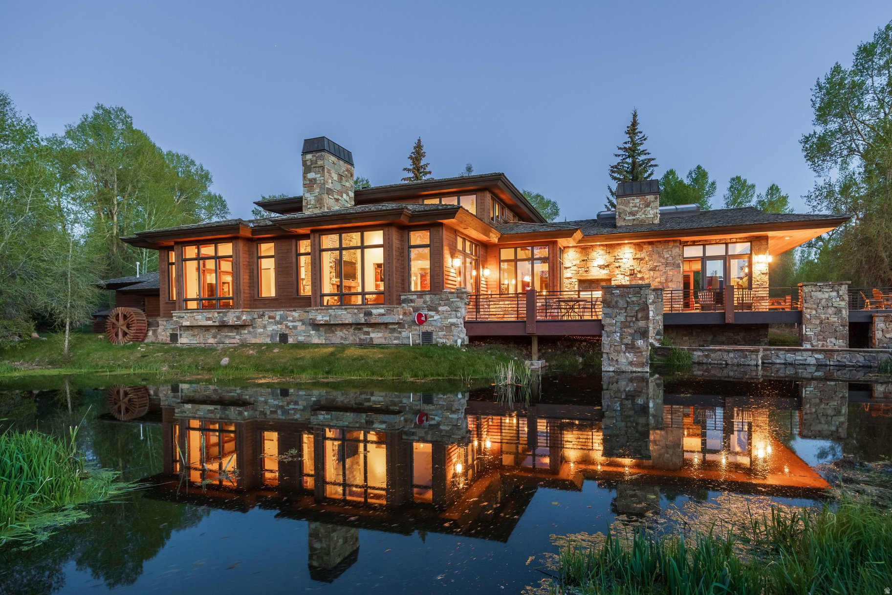OAKLEY TOWN - Residential