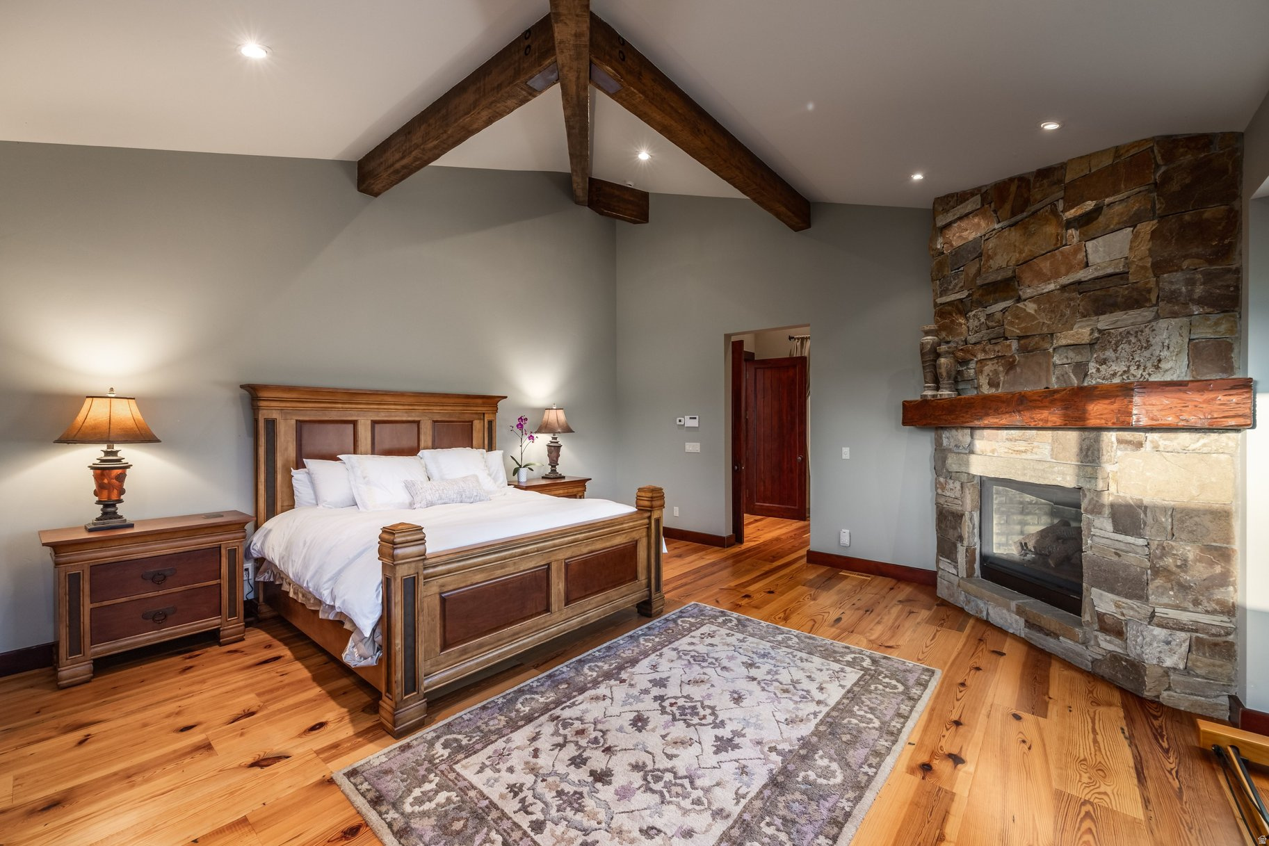 OAKLEY TOWN - Residential