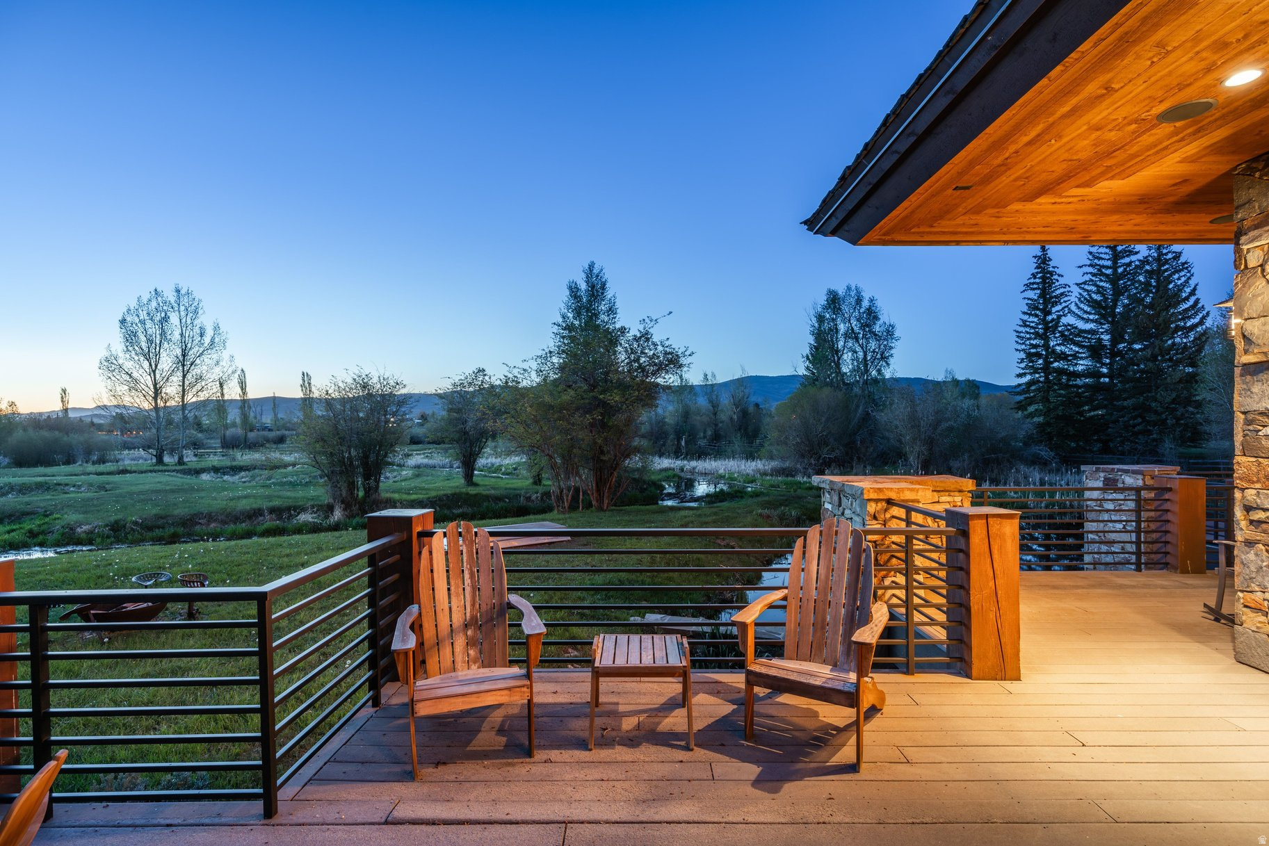 OAKLEY TOWN - Residential