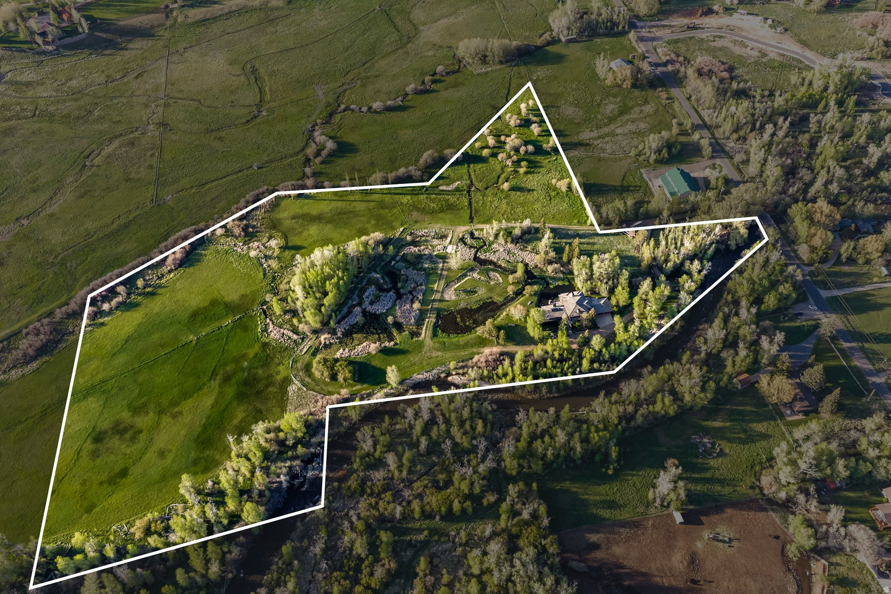 OAKLEY TOWN - Residential