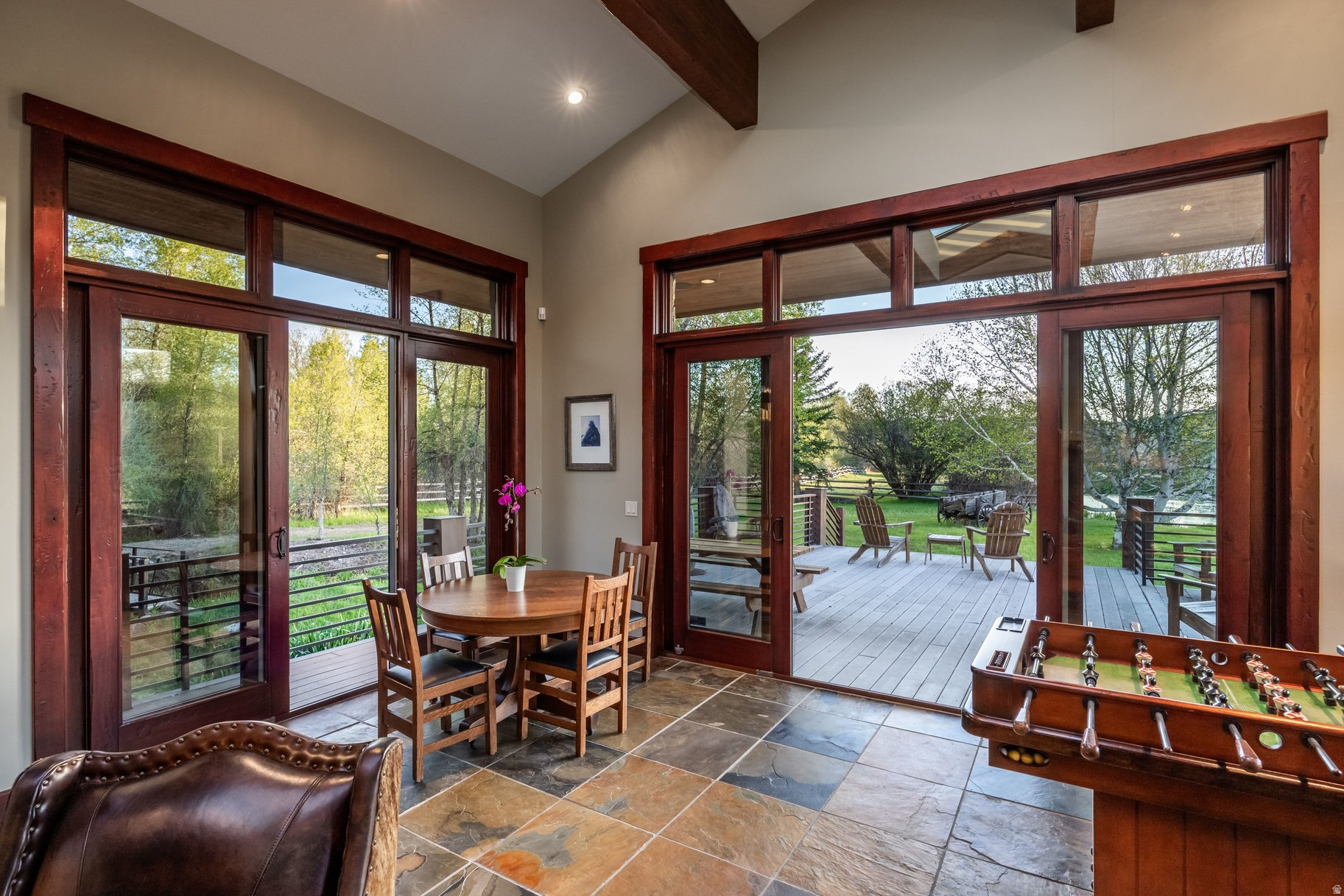 OAKLEY TOWN - Residential