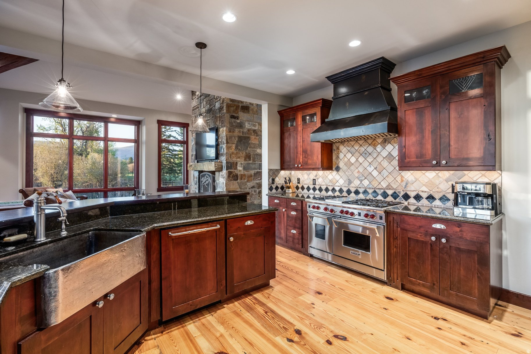 OAKLEY TOWN - Residential