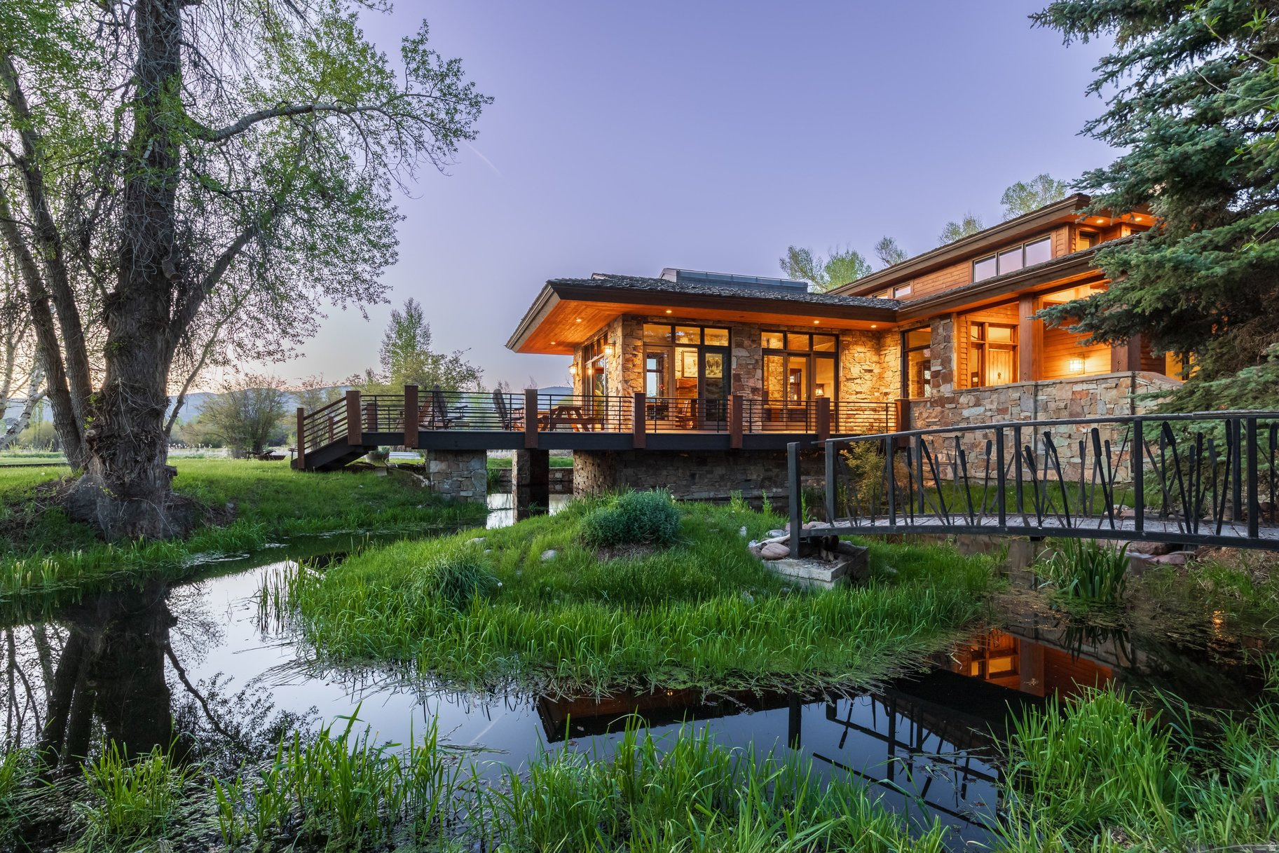 OAKLEY TOWN - Residential