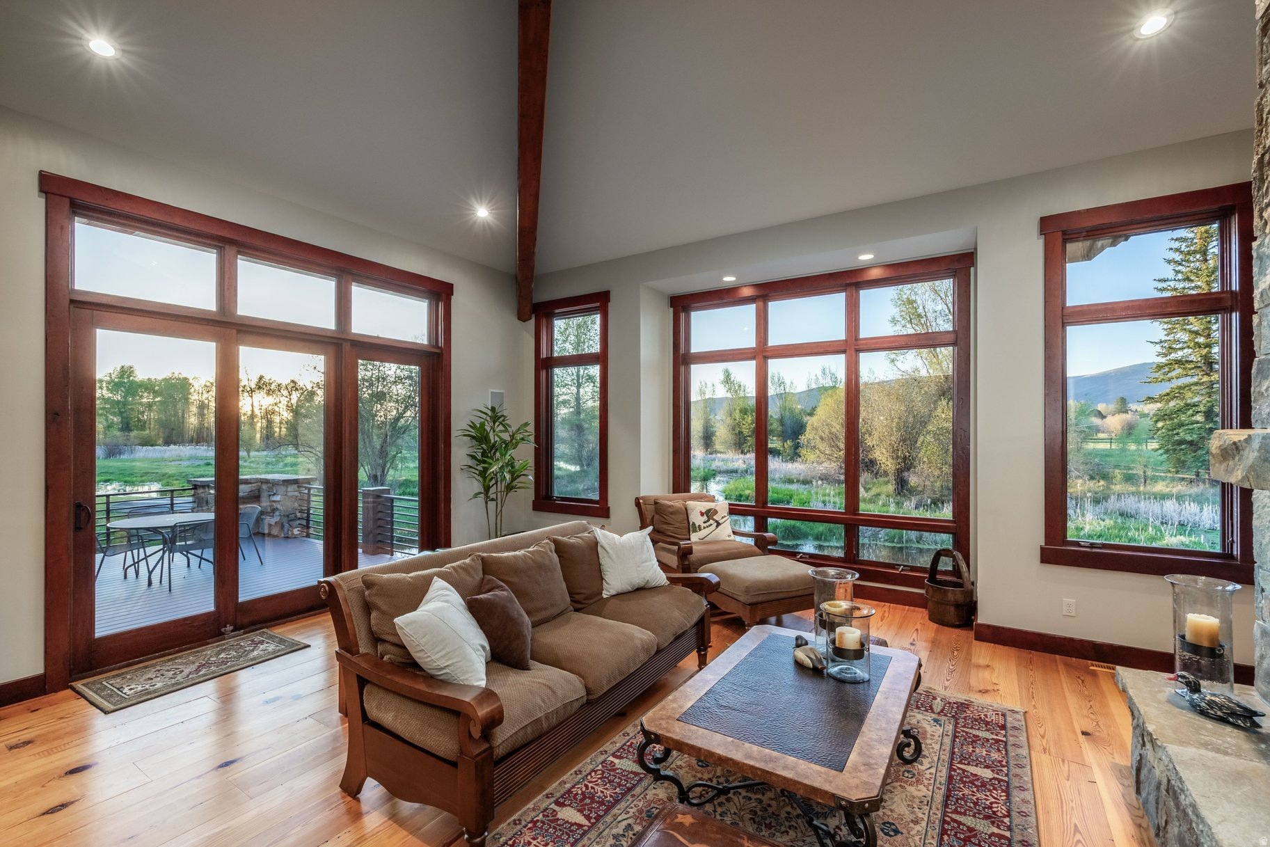 OAKLEY TOWN - Residential