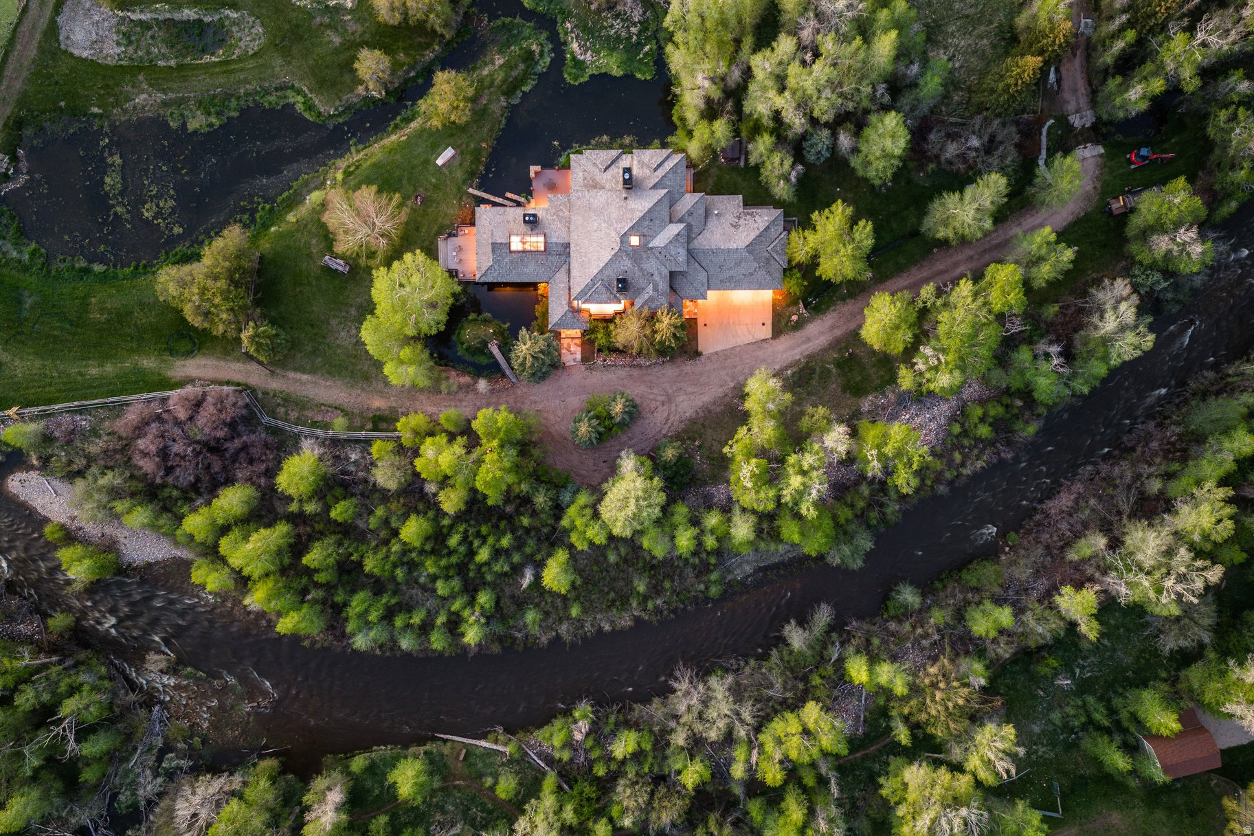 OAKLEY TOWN - Residential