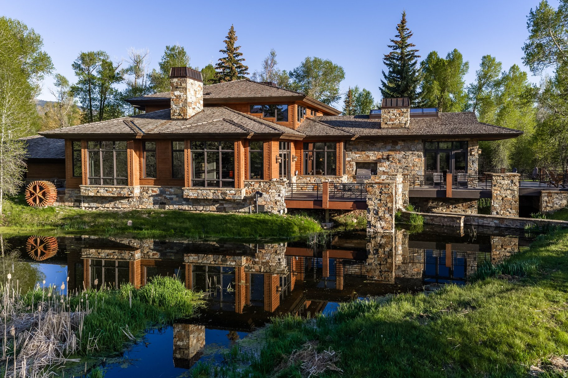 OAKLEY TOWN - Residential