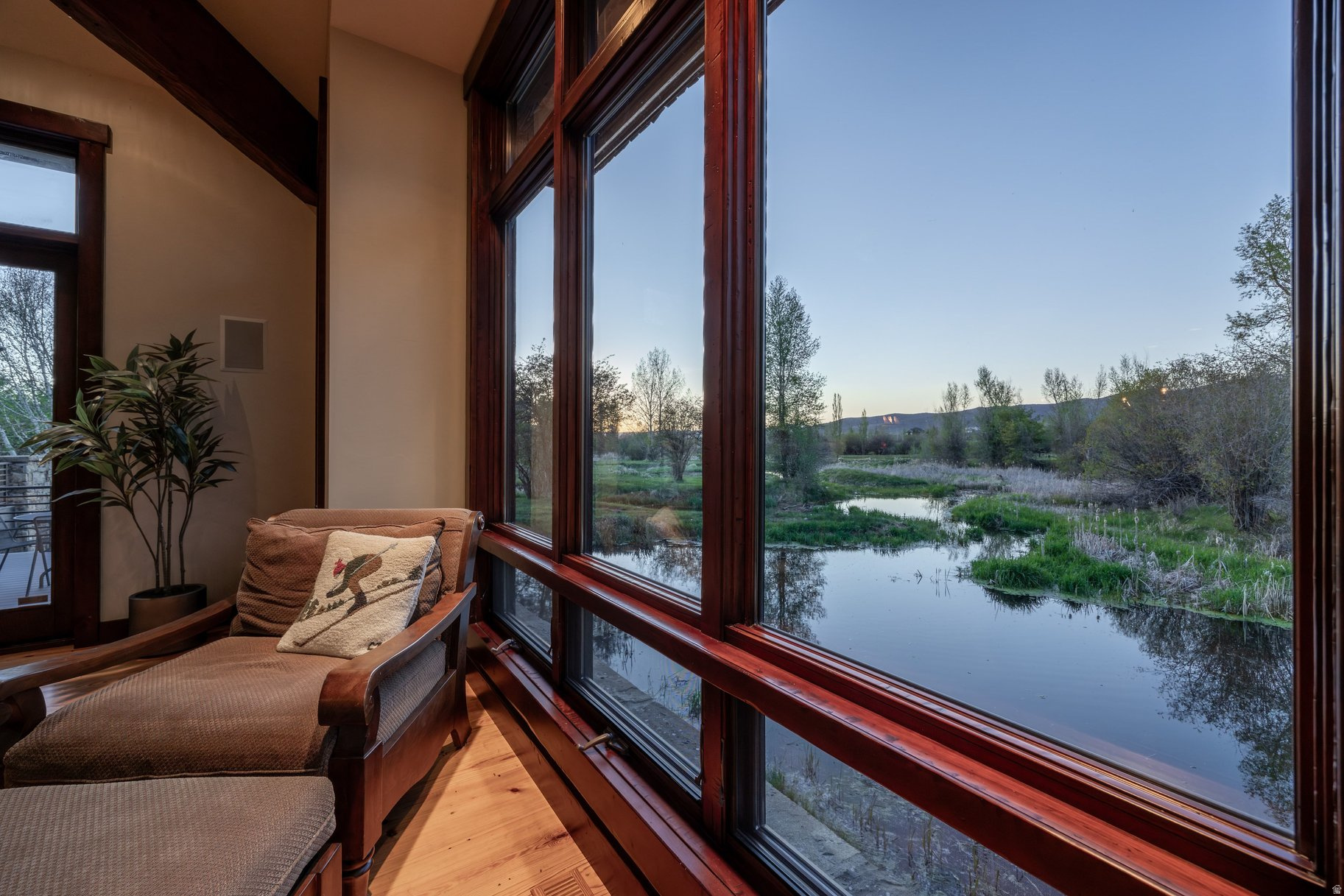 OAKLEY TOWN - Residential