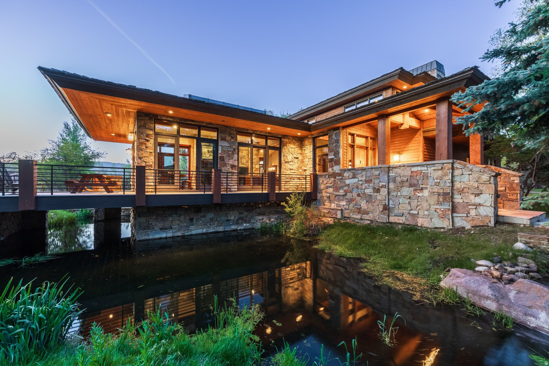 OAKLEY TOWN - Residential