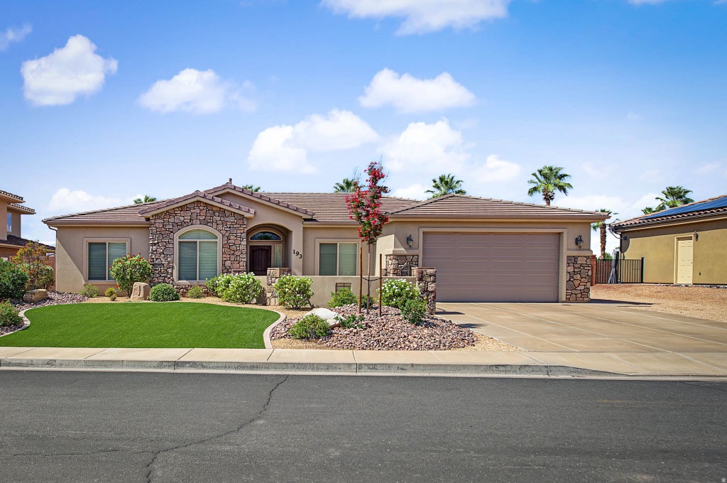 Photo of 193 N 1280 W, Saint George, UT 84770 (MLS # 2186654)