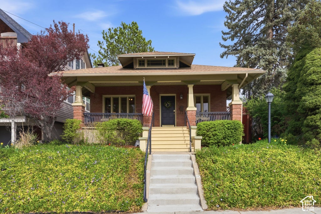 Photo of 532 N CENTER ST, Salt Lake City, UT 84103 (MLS # 2192692)