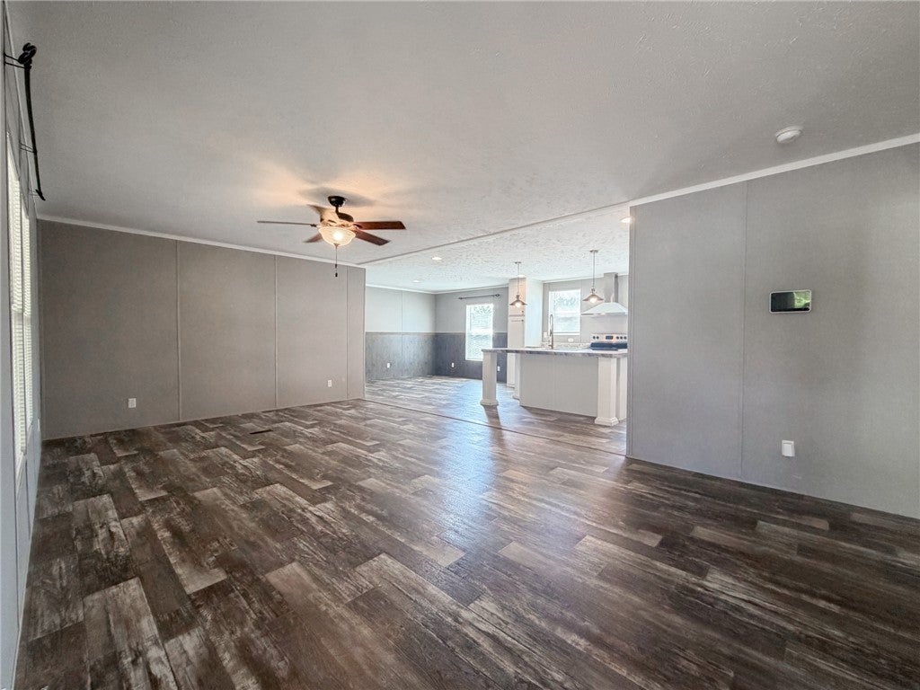 140 LEE ROAD 2166