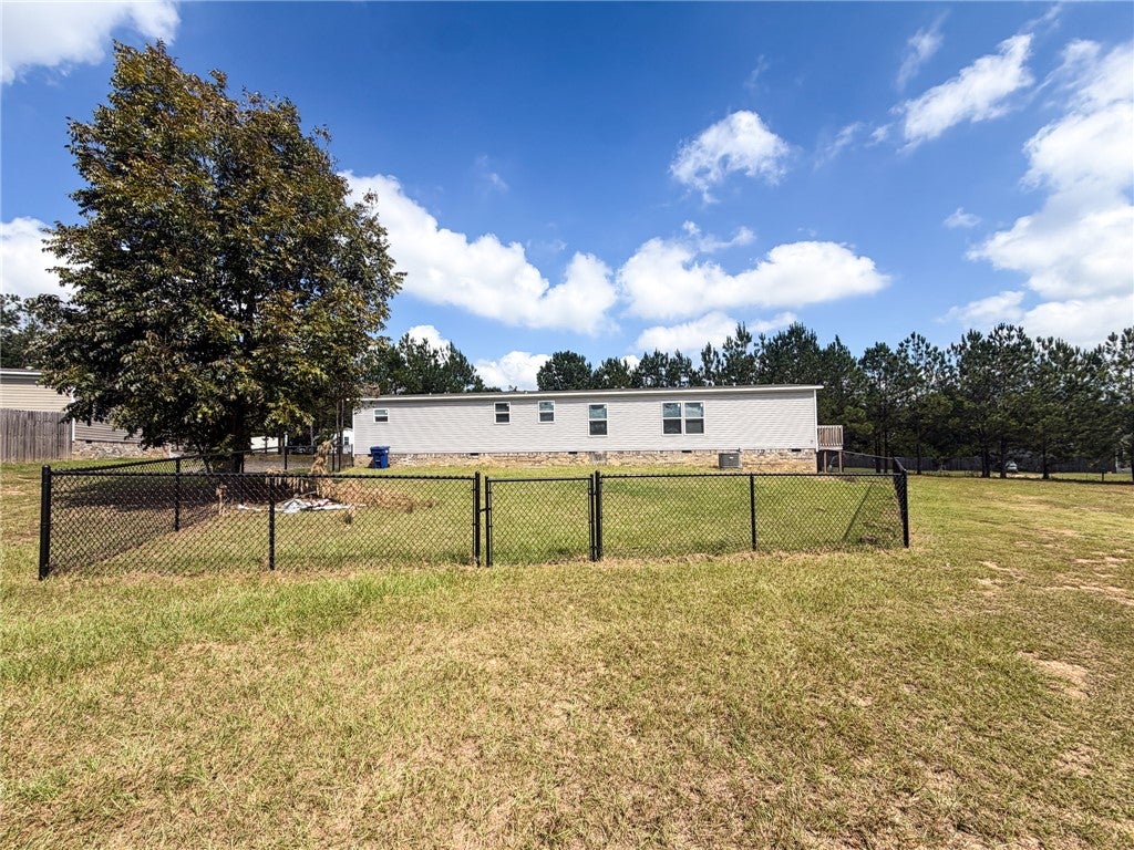 140 LEE ROAD 2166