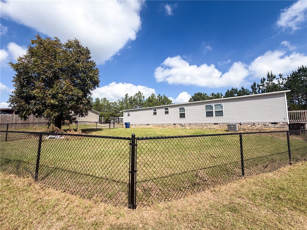 140 LEE ROAD 2166