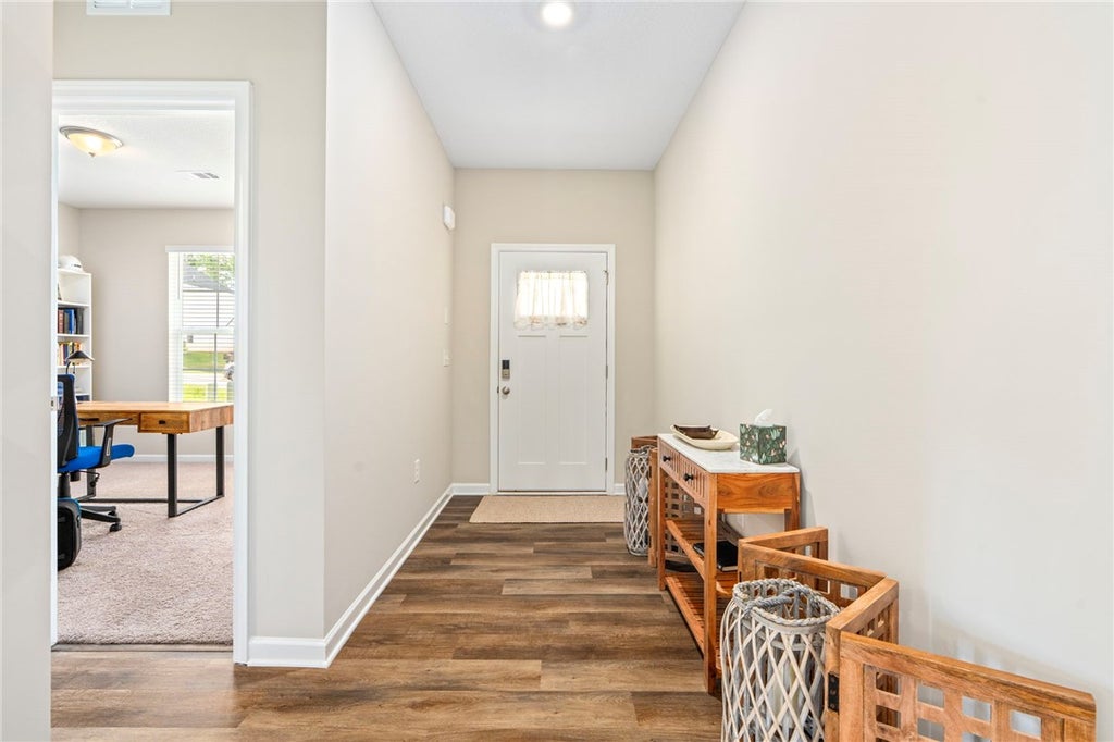 Photo of 1275 CRESCENT Boulevard, Auburn, AL 36830 (MLS # 182085)