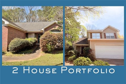 Photo of 818 GREENEWOOD Drive, Auburn, AL 36830 (MLS # 179652)