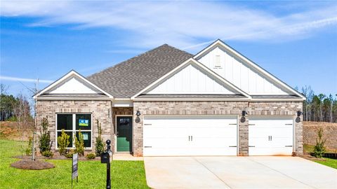 Photo of 2170 BLUEBIRD Drive, Auburn, AL 36879 (MLS # 175471)