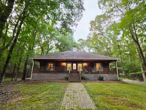 Photo of 675 JENNIFER Drive, Auburn, AL 36830 (MLS # 181951)