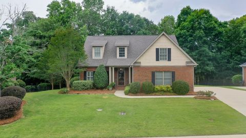 Photo of 809 MADELINE Lane, Auburn, AL 36832 (MLS # 180545)
