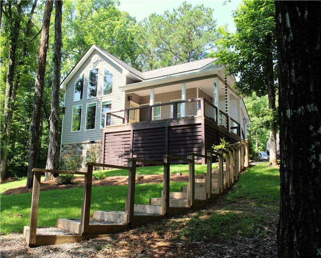 Photo of 346 WAVERLY Lane, Jacksons Gap, AL 36861 (MLS # 175513)