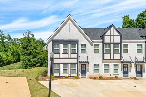 Photo of 569 WATERPOINT Way, Opelika, AL 36801 (MLS # 180283)